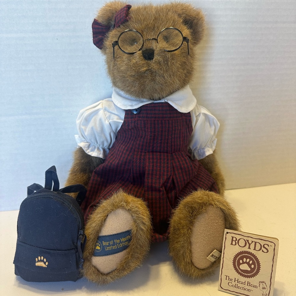 2006 Boyds Bear * Bear of the Month* Sally Autumn large L/E Doll 919872
